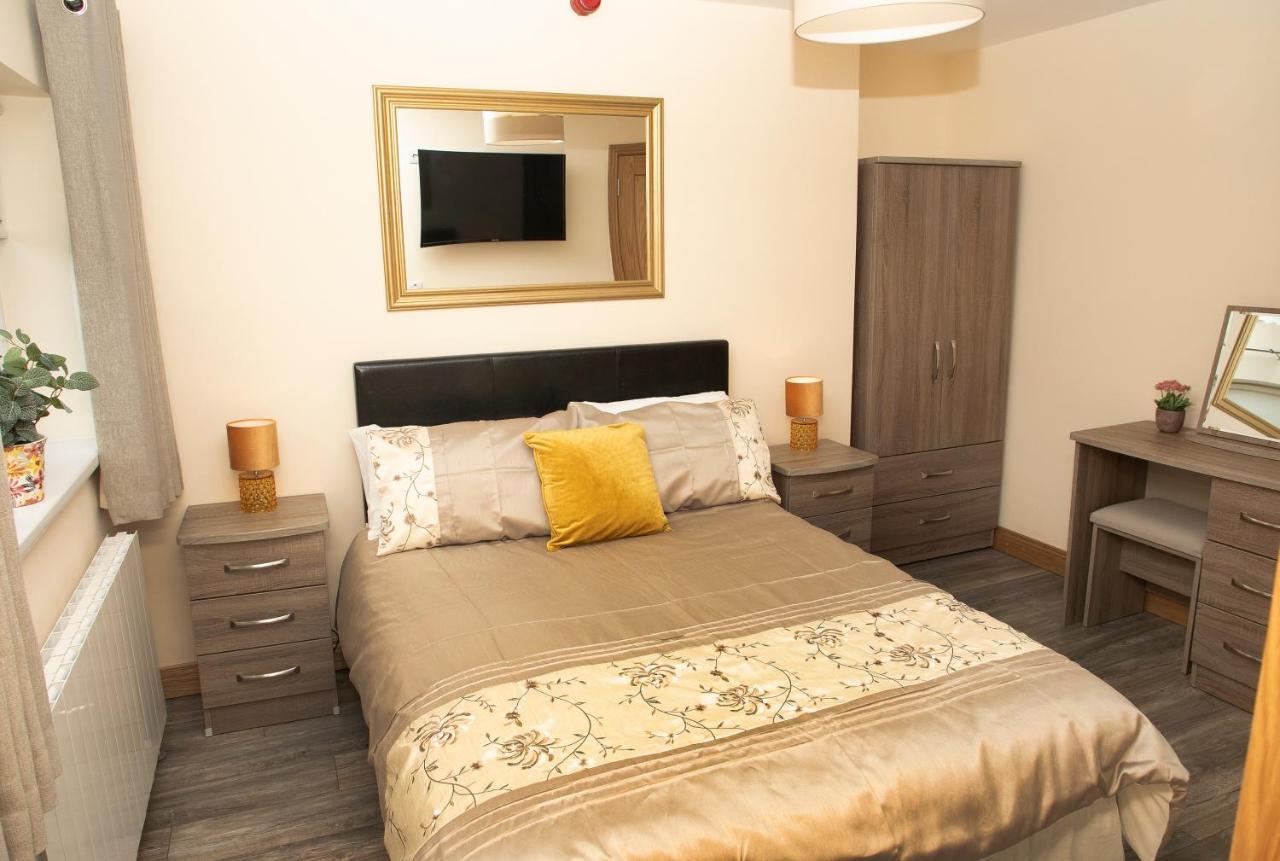 את'לון Arch House Apartments מראה חיצוני תמונה
