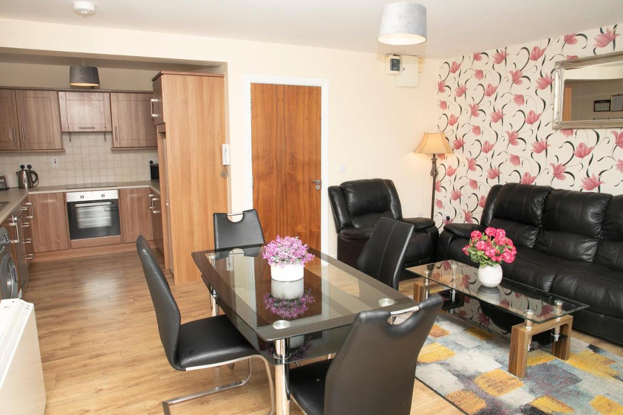 את'לון Arch House Apartments מראה חיצוני תמונה