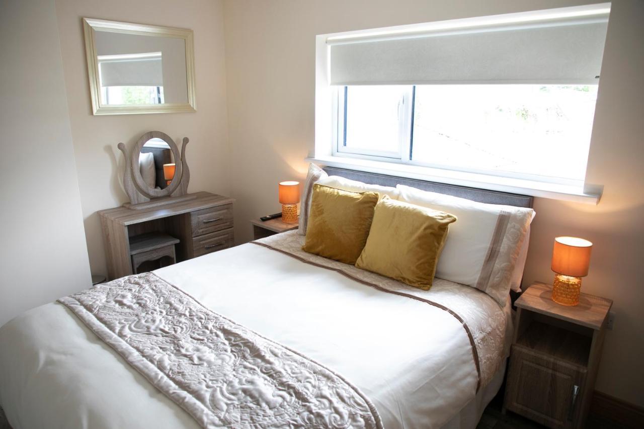 את'לון Arch House Apartments מראה חיצוני תמונה